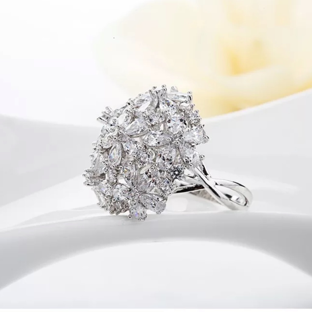 Circular Flower Ring